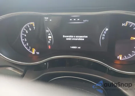 2017 Jeep Grand Cherokee Laredo 4X4 from USA, damaged, VIN 1C4RJFAG0HC739852